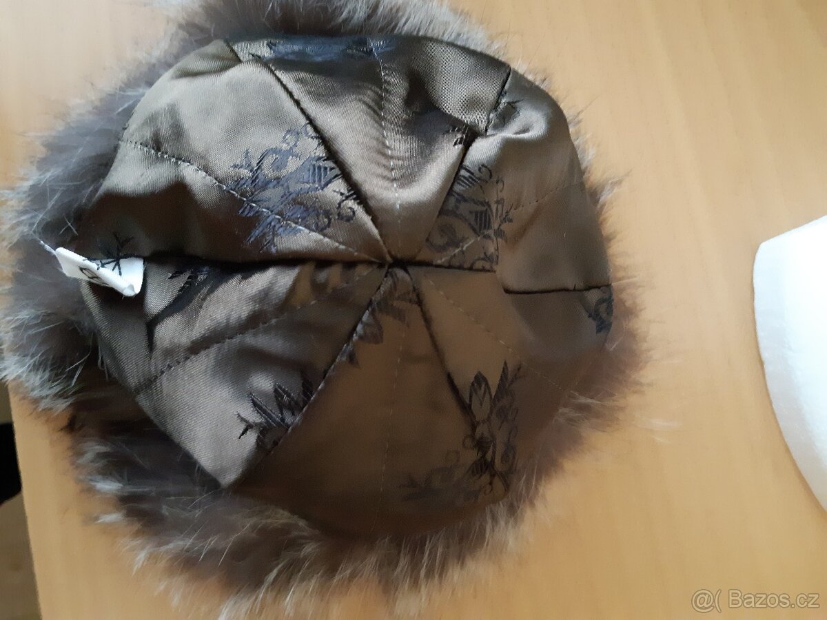 Thumbnail 4