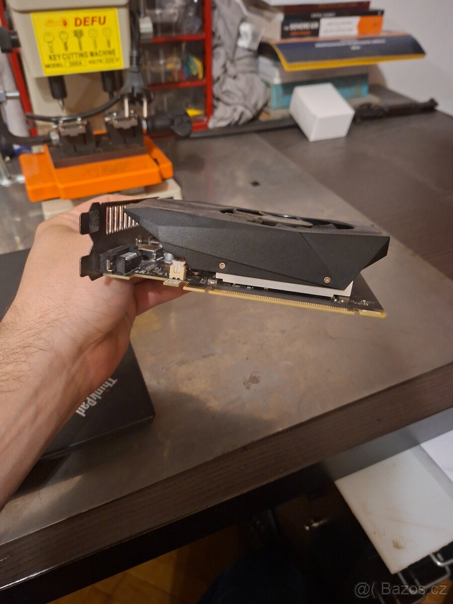 Thumbnail 3