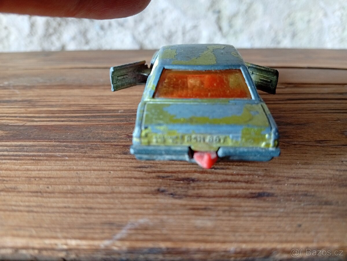 Thumbnail 3