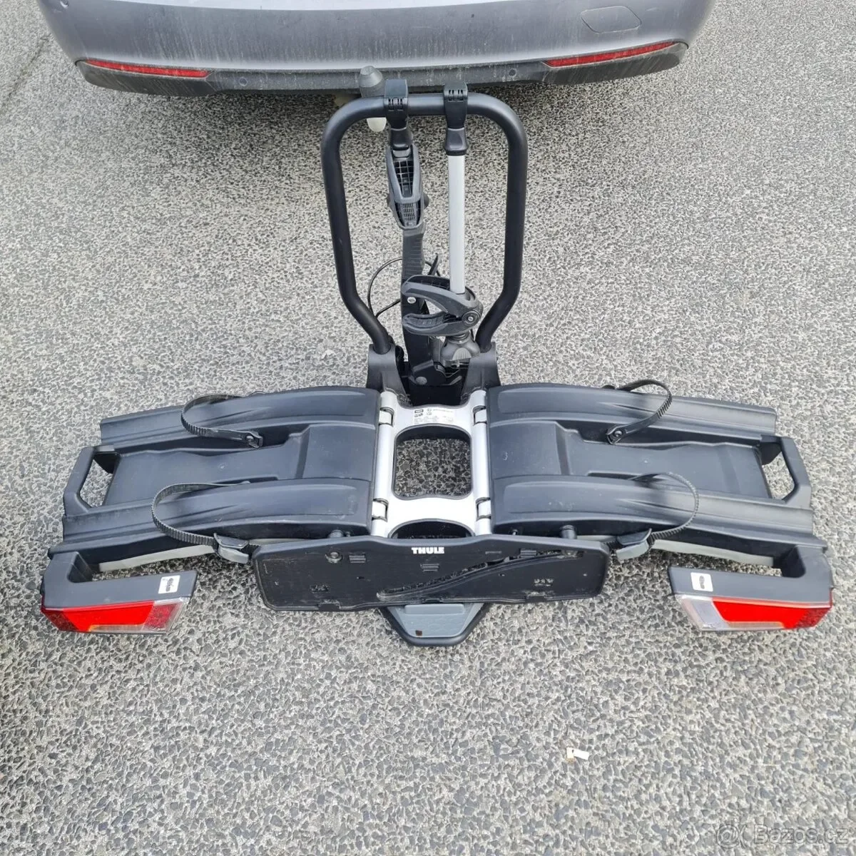 Nosič na kola Thule VeloCompact 926 3+1 Zamluveno