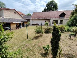 Rodinný dům s velkým pozemkem a zahradou – Radešín (Martiněv