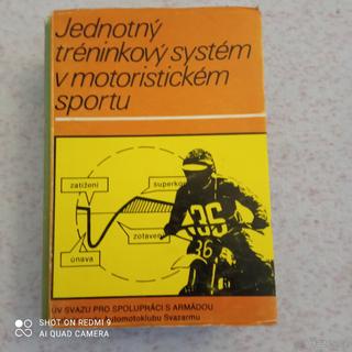 Jednotný treninkový systém v motoristickém sportu