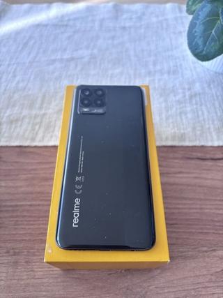 Realme 8
