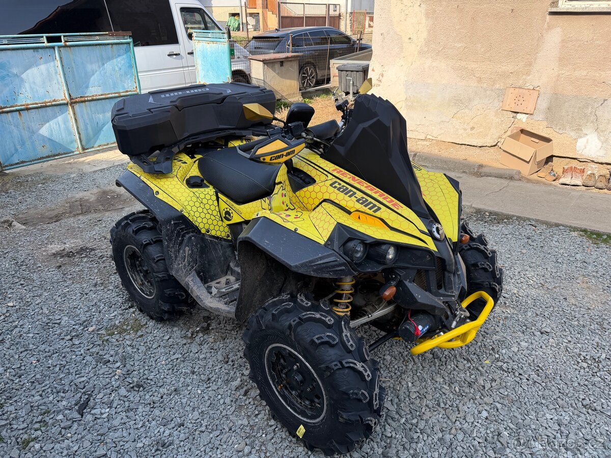 CAN AM RENEGADE 800