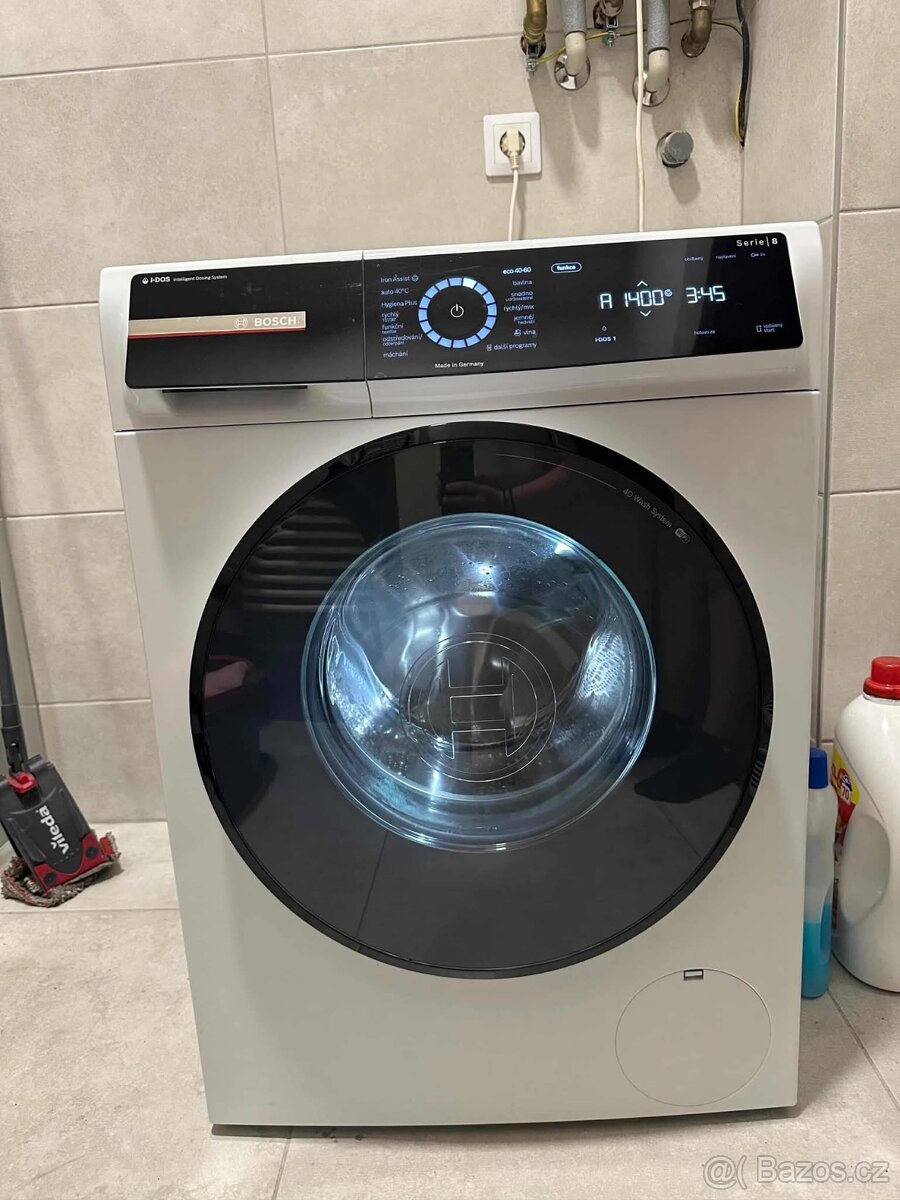 pračka Bosch Serie 8 WGB244A0CS i-DOS bílá