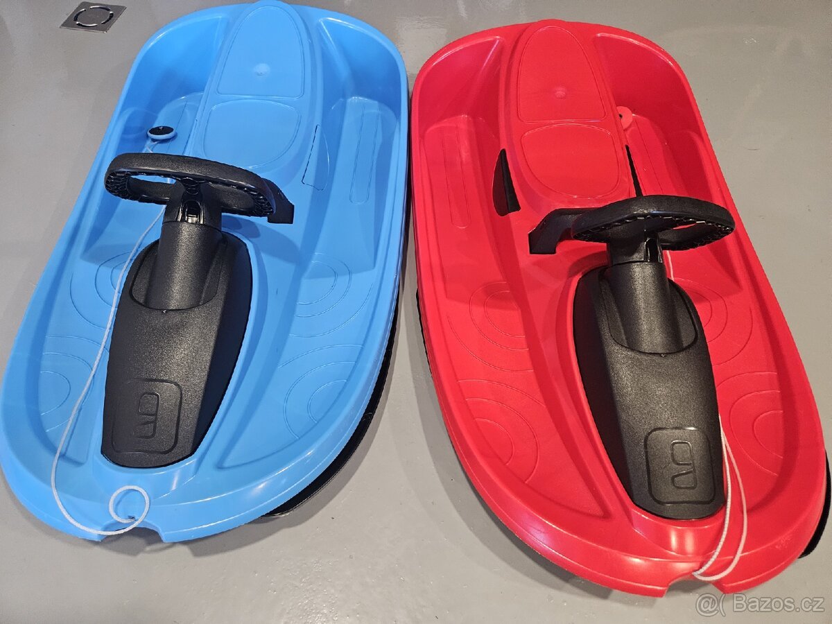 Bob s volantem Plastkon stratos