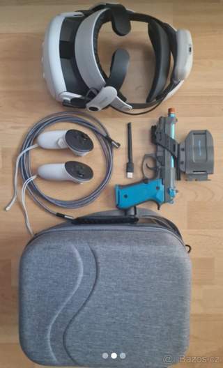 Metaquest 3 VR Goggles & M9 Pistol