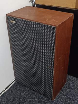 Vintage reprosoustava Tesla ARS 845