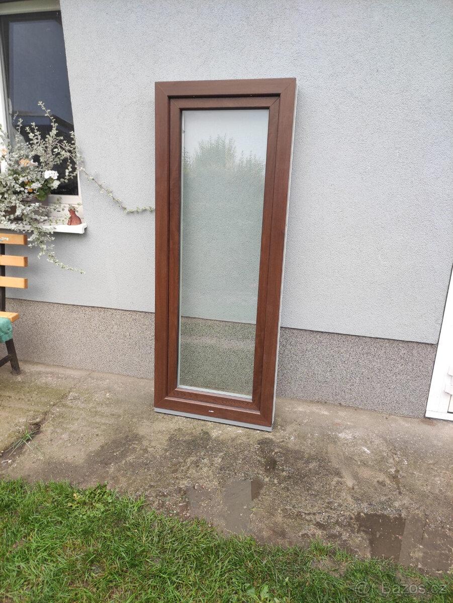 Plastové okno 660x1690