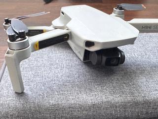 DJI Mini se fly more combo
