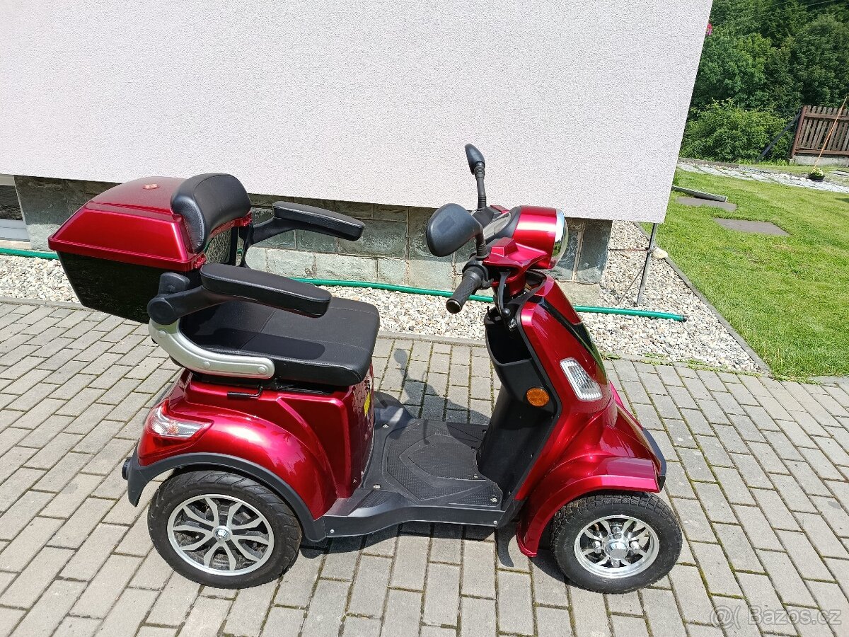 4 kolový elektrický vozík SELVO 41000 LiEB