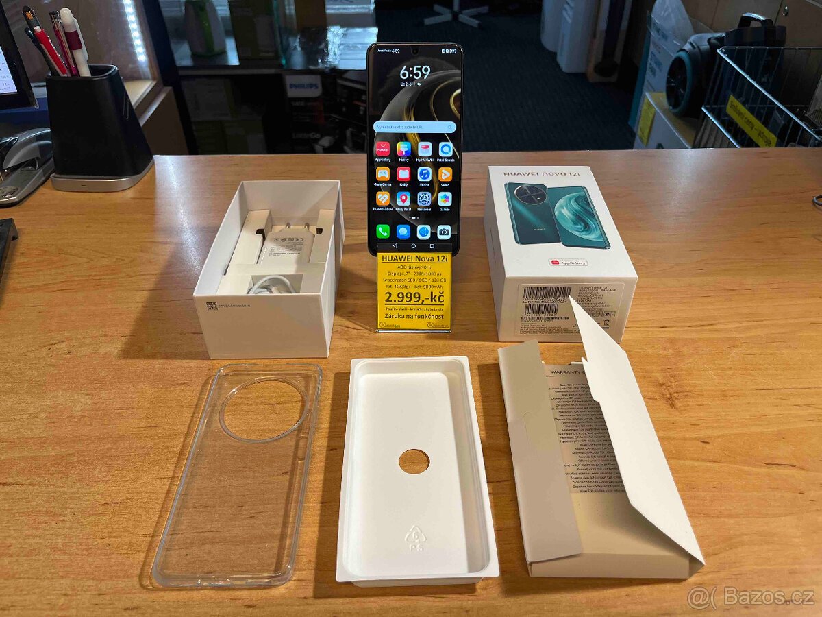 Mobilní telefon Huawei Nova 12i 8GB/128GB