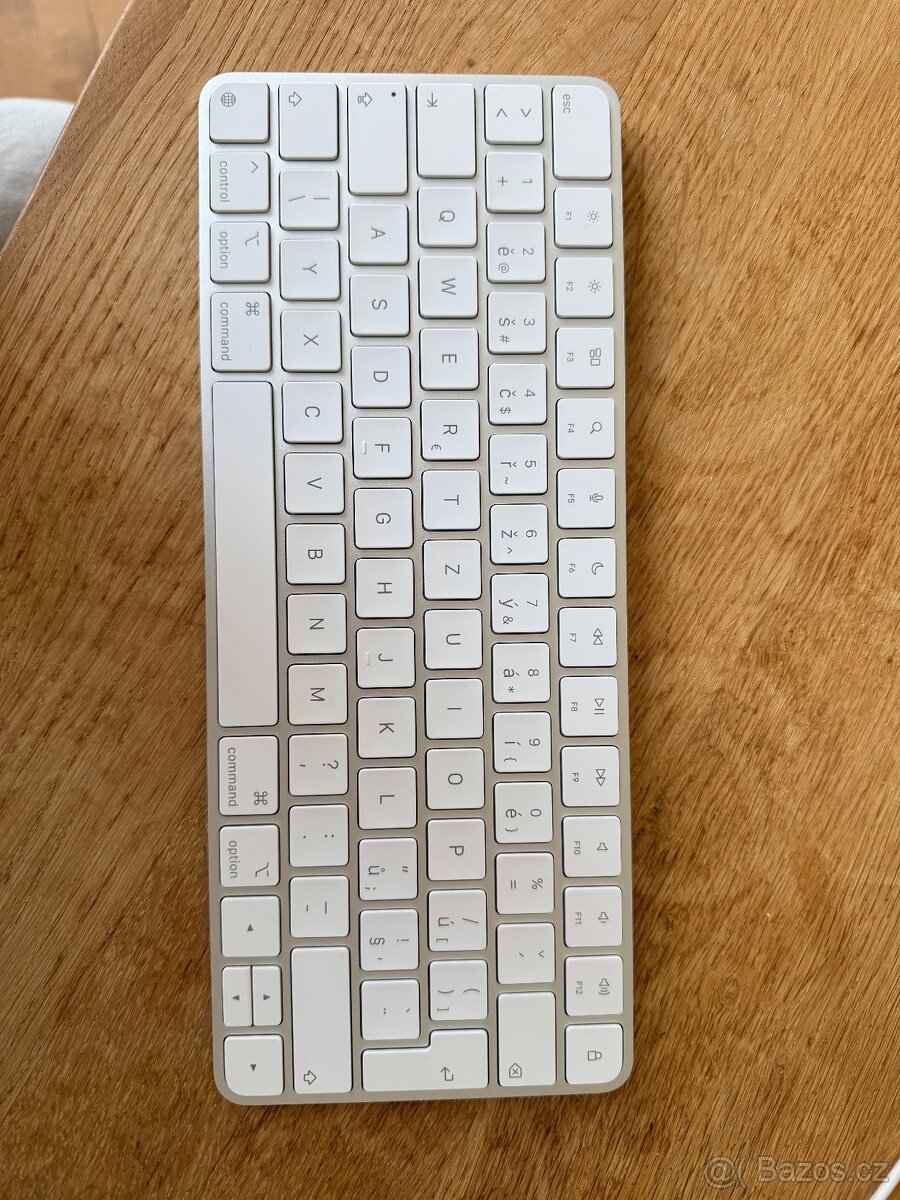 Apple Magic Keyboard CZ