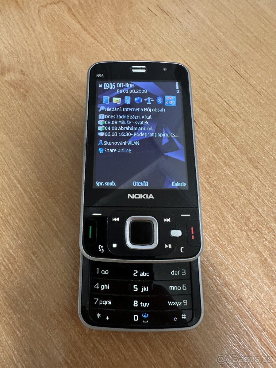NOKIA N96 v perfektním stavu s baterií a nabíječkou