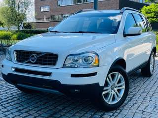 Volvo XC90 2.4 D5 4x4 147KW AUTOMAT VÝHŘEV SENZORY