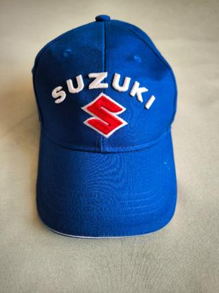 čepice Suzuki