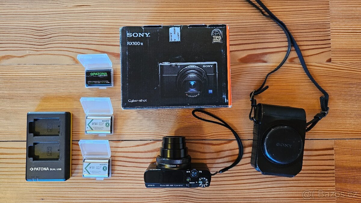 Sony RX100 VI + příslušenství