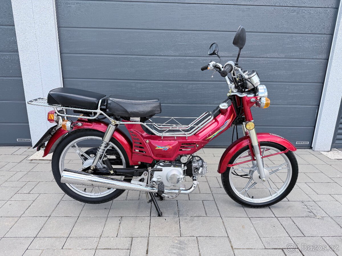 2013 Moped Charming 48cc "Čínský drak"