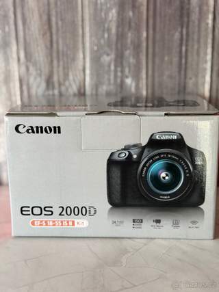 Canon EOS 2000D