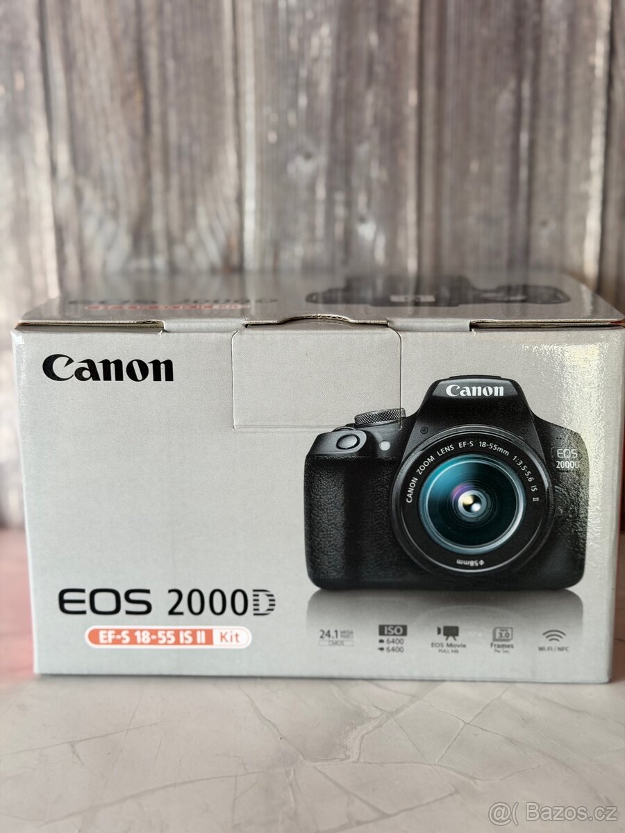 Canon EOS 2000D