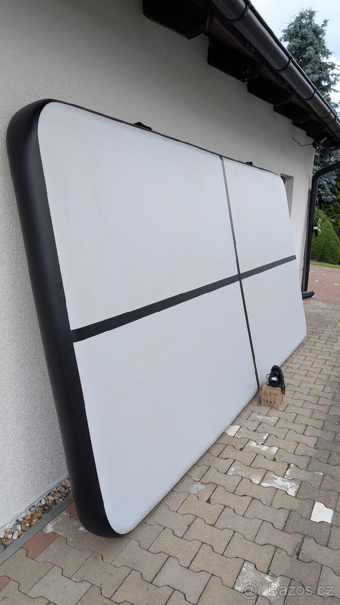 Airtrack 4 x 2 x 0.2 m