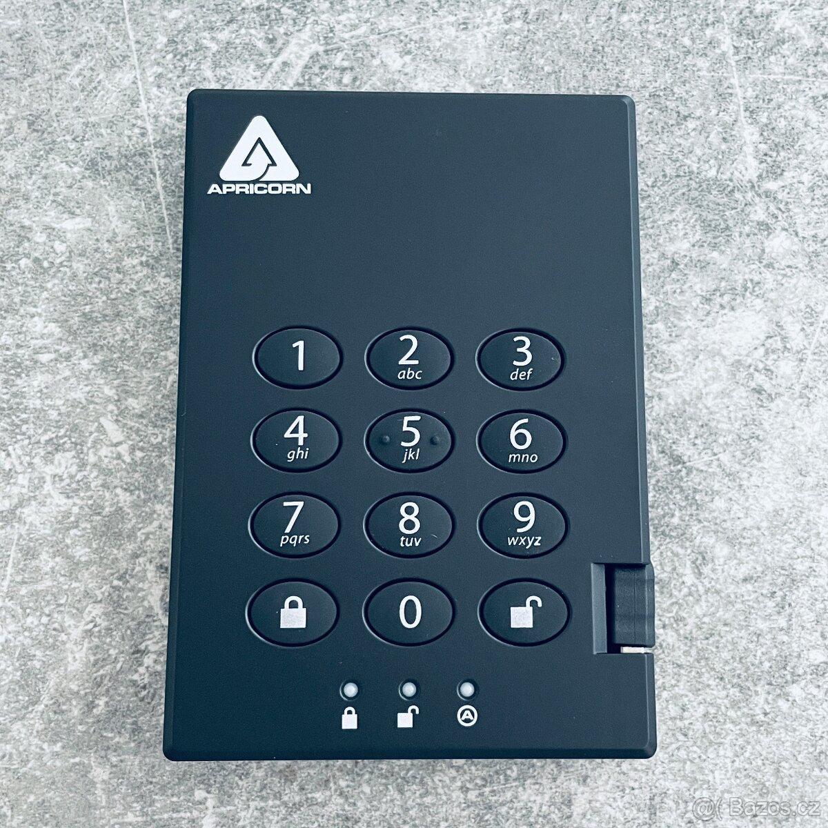 Apricorn Aegis Padlock 3.0 XTS Encryption 1TB SSD USB 3.0
