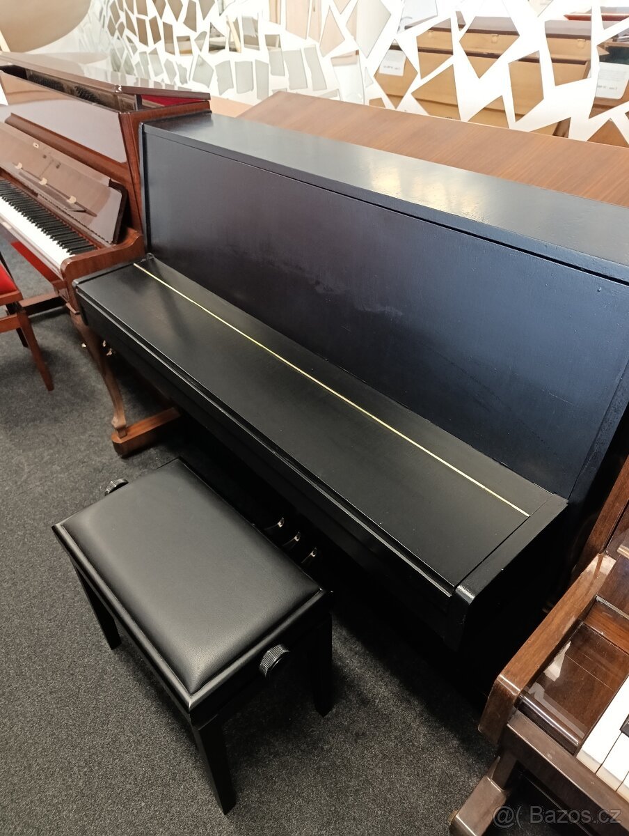 Klavír, piano, pianino Petrof
