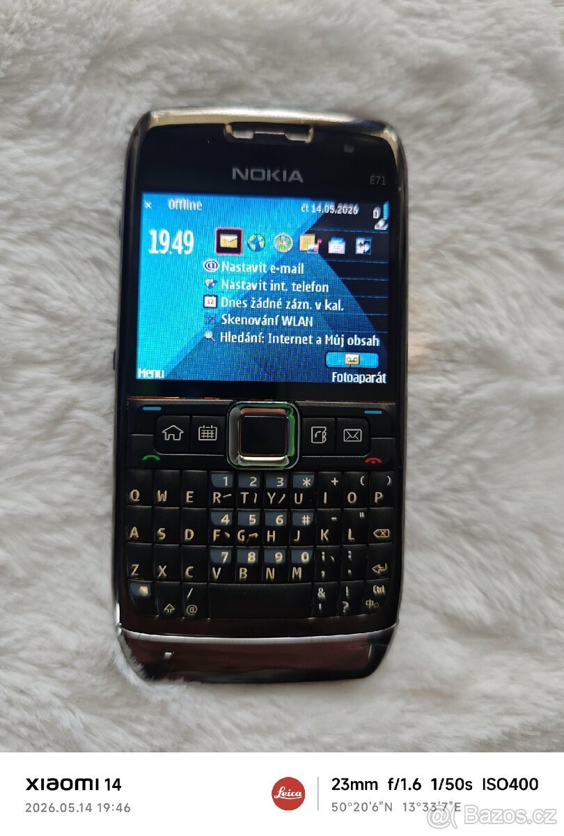 NOKIA E71