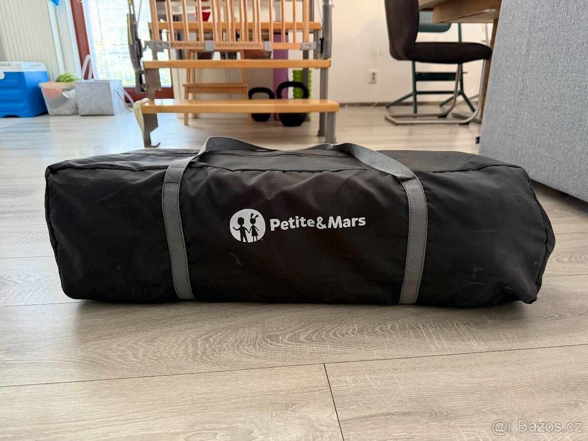 Cestovní postýlka Petite&Mars