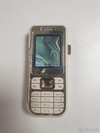Nokia 7360