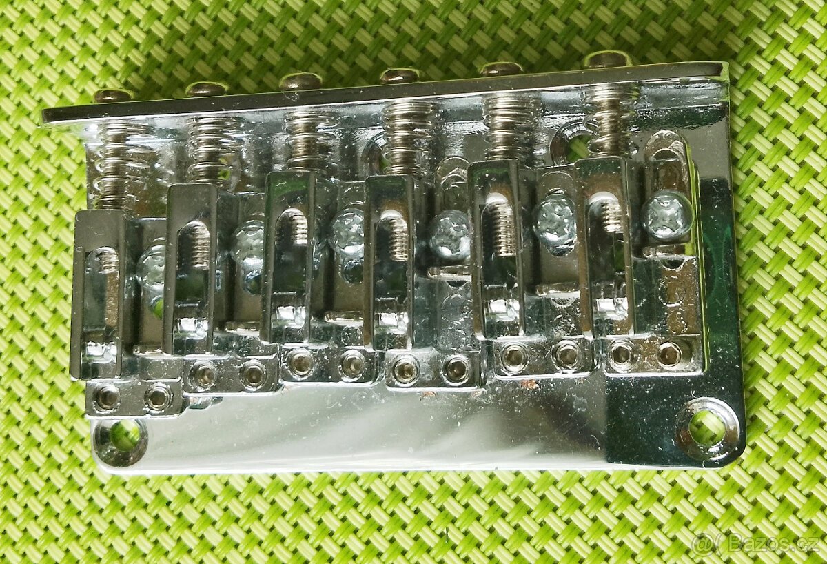 Kobylka typu Stratocaster na 12-ti strunnou elektrickou k