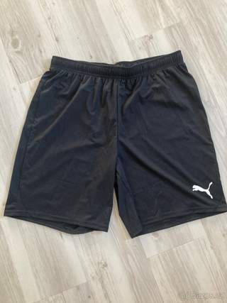 Panské kraťasy zn. PUMA