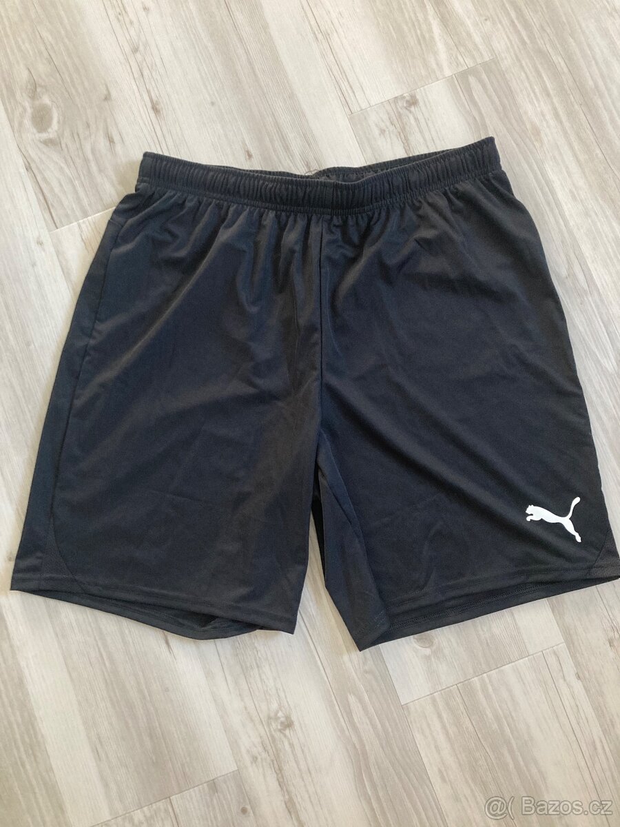 Panské kraťasy zn. PUMA