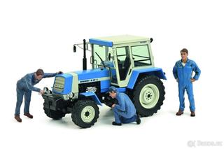 TRAKTOR FORTSCHRITT ZT 323 S MECHANIKY MĚŘÍTKO 1:32