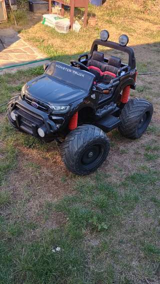 Dětské elektrické autíčko. Ford Ranger Monster truck
