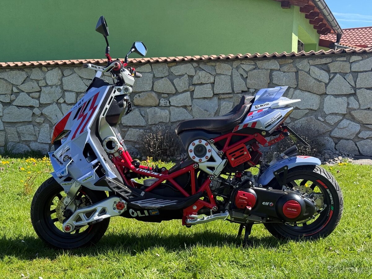 Italjet Dragster 300 Gresini Racing, DOPLNKY za 100 tis