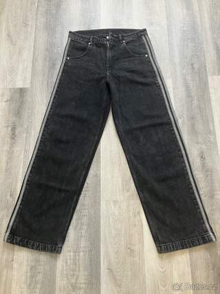 Adidas Originals džíny,vel.32/32 dvakrát na sobě 599kč