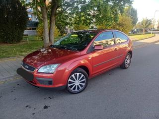 Benzínový Ford Focus 1.6 16V 74kw