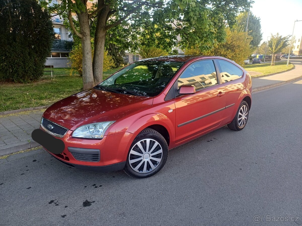 Benzínový Ford Focus 1.6 16V 74kw