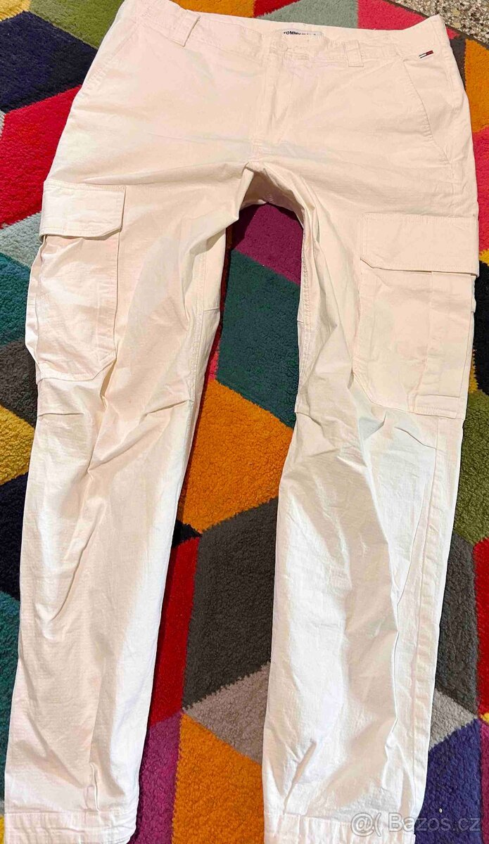 TOMY HILFIGER STYLOVÉ PÁNSKÉ KALHOTY-KAPSÁČE W33 L32