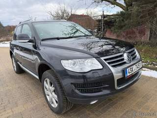 VW Touareg 3.0tdi 176kw, facelift, výborný stav, pojízdné