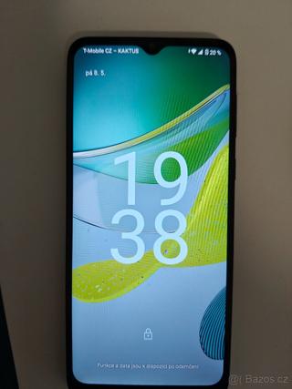 Motorola Moto E13 8GB/128GB černá