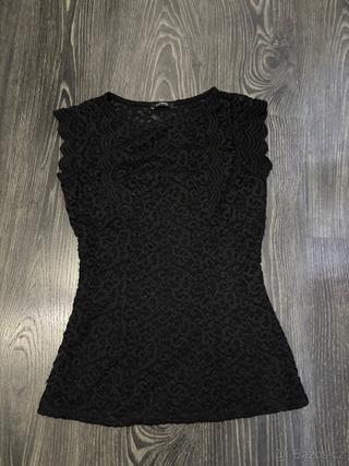 Elegantní Top vel 34
