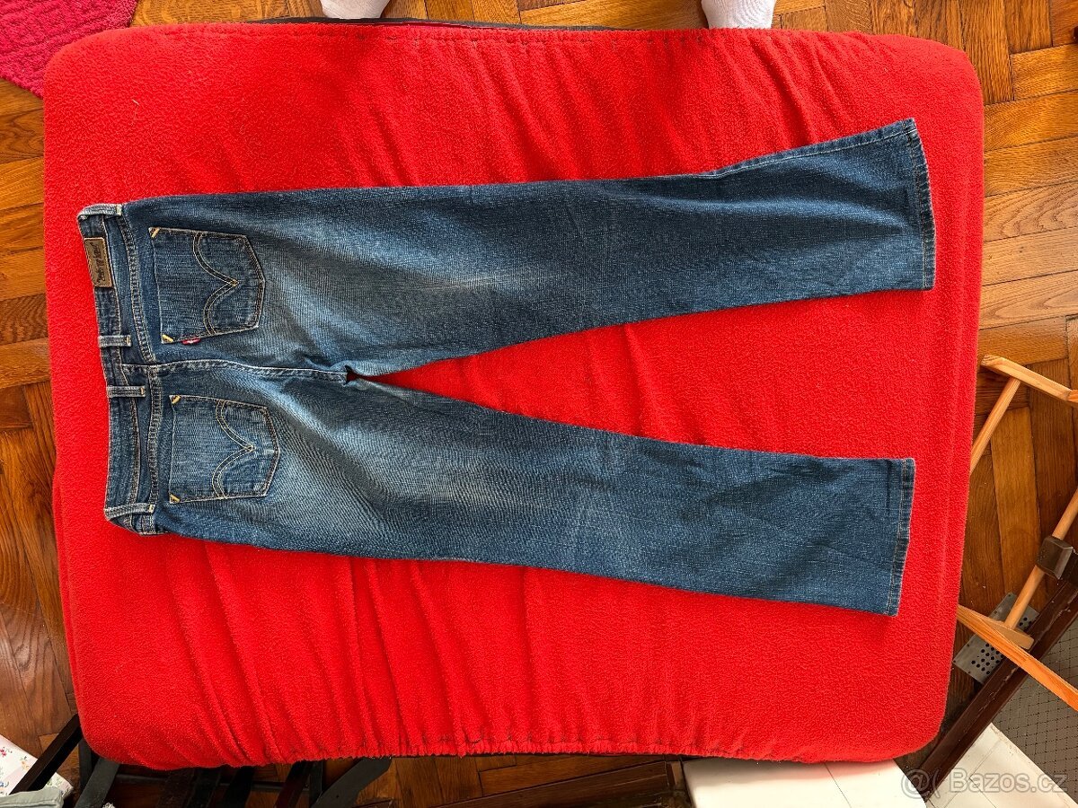 Dámské rifle Levis 627 straight fit