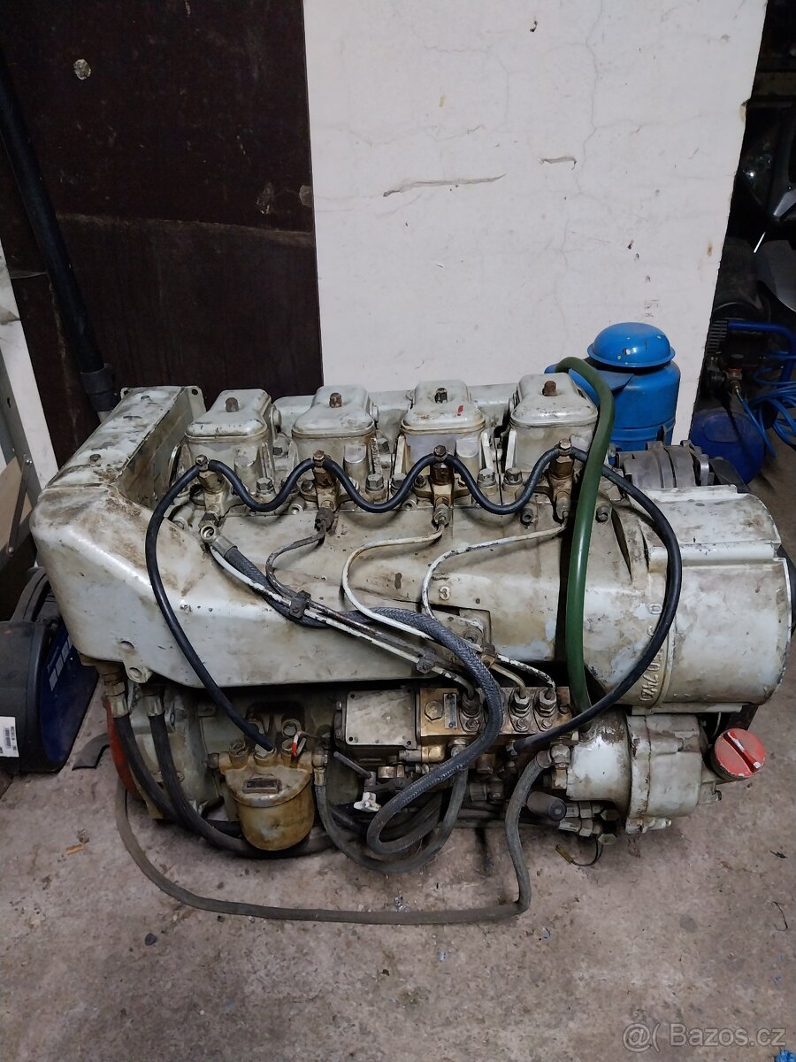 Motor Slavia 4S90A