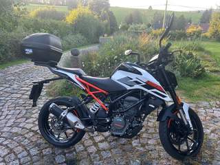 KTM Duke 125
