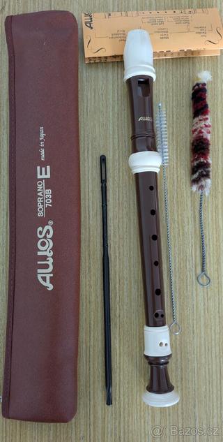 Zobcová flétna Aulos Soprano 703B – made in Japan
