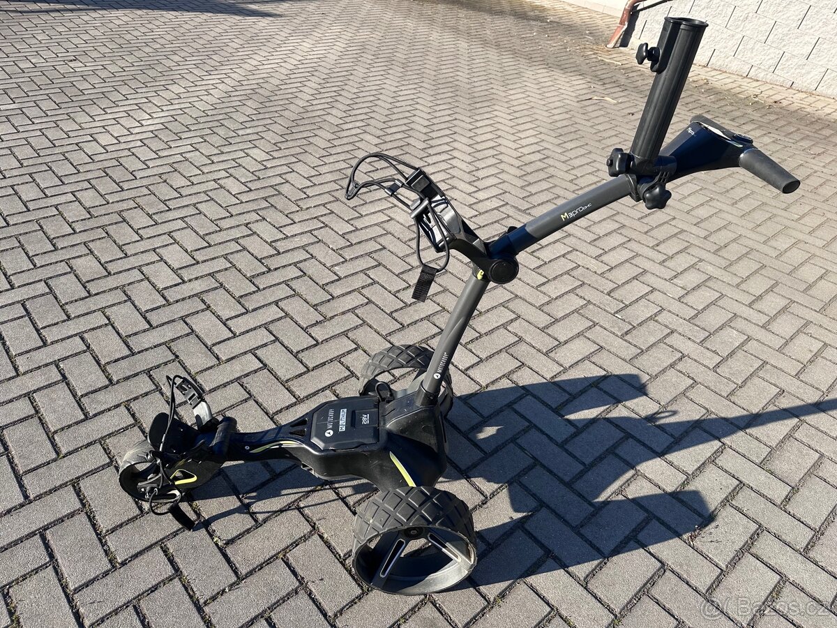Elektrický golfový vozík MOTOCADY M3 DHC Pro
