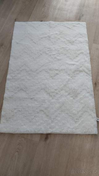 MĚKKÝ KOBEREC SE VZOREM vel.80X120 NOVÝ KRÉMOVÝ