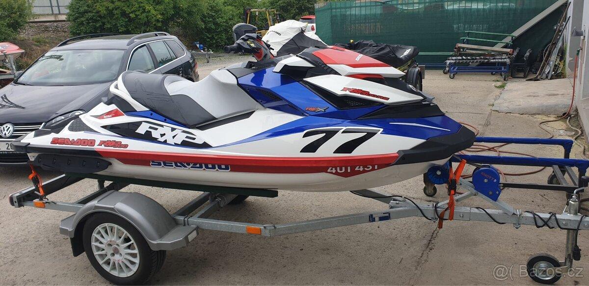 Vodní skútr sea doo rxp 300